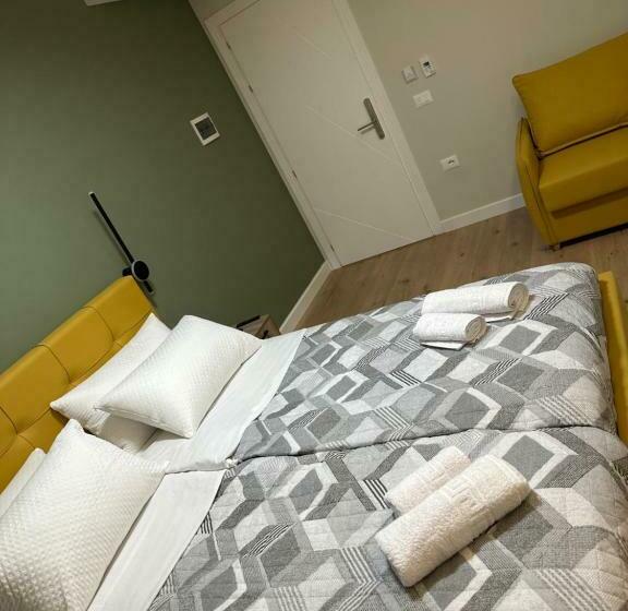 디럭스 룸, Comfort Rooms Pogradec