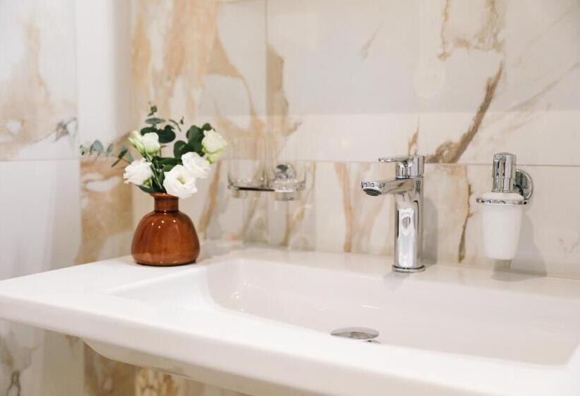 اتاق استاندارد, Amante