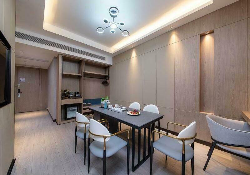 جناح, Campanile Chaozhou Ancient City