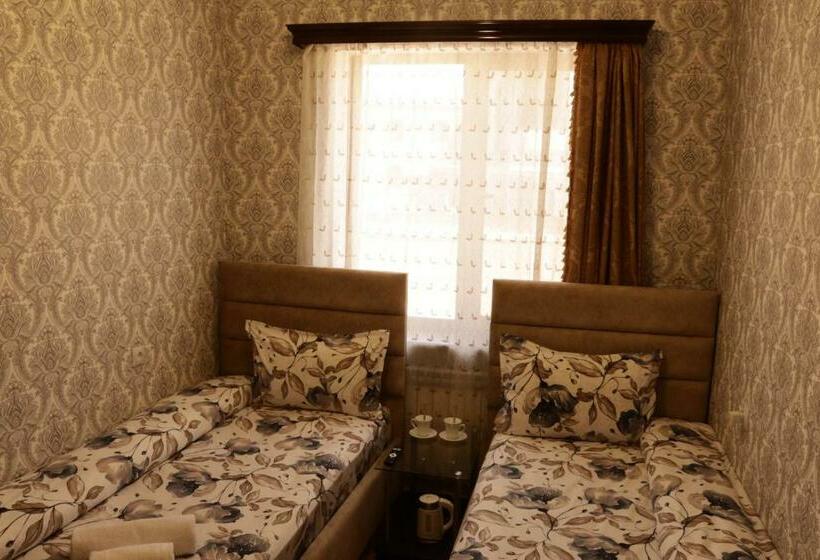 수피리어 룸, Styopa