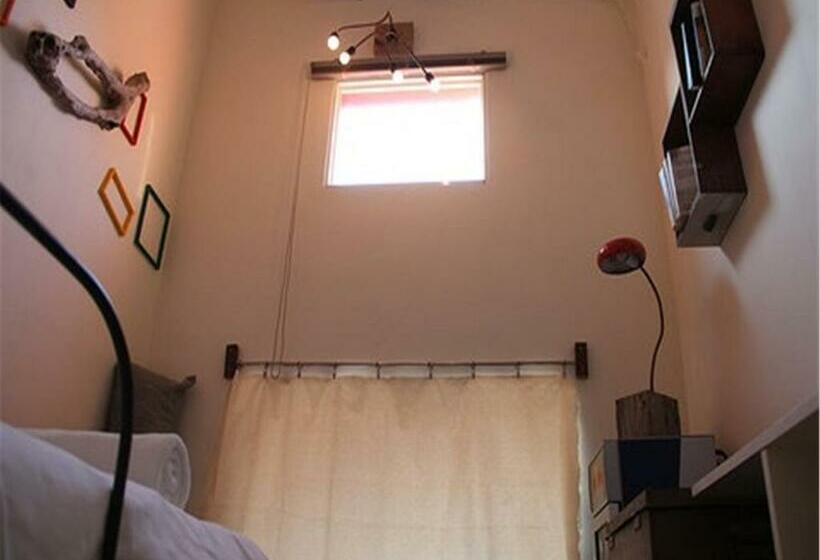 اتاق استاندارد یک نفره, Kenting Sun Light Inn