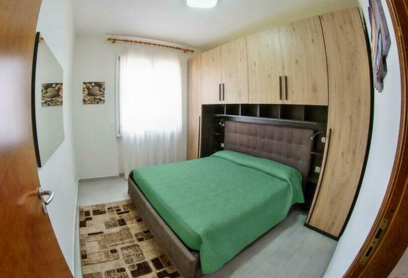 شقة غرفتين, Blu Baita