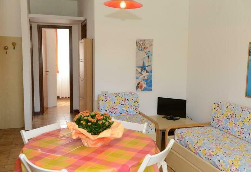 شقة غرفتين, Blu Baita