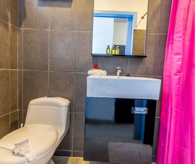 سوییت, Boutique Hotel Ibiza