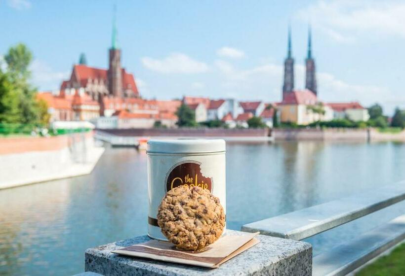 Номер Deluxe Кровать Кинг, Doubletree By Hilton Hotel Wroclaw