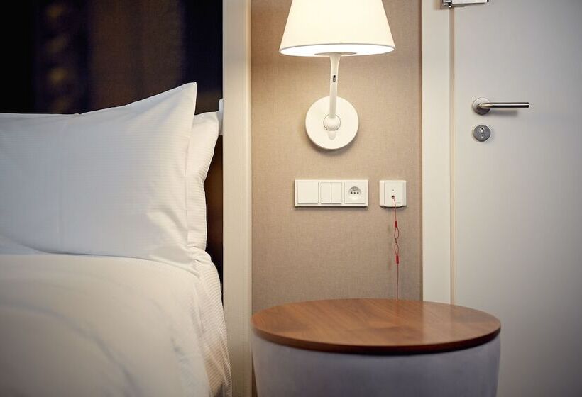 Номер Стандарт, Doubletree By Hilton Hotel Wroclaw