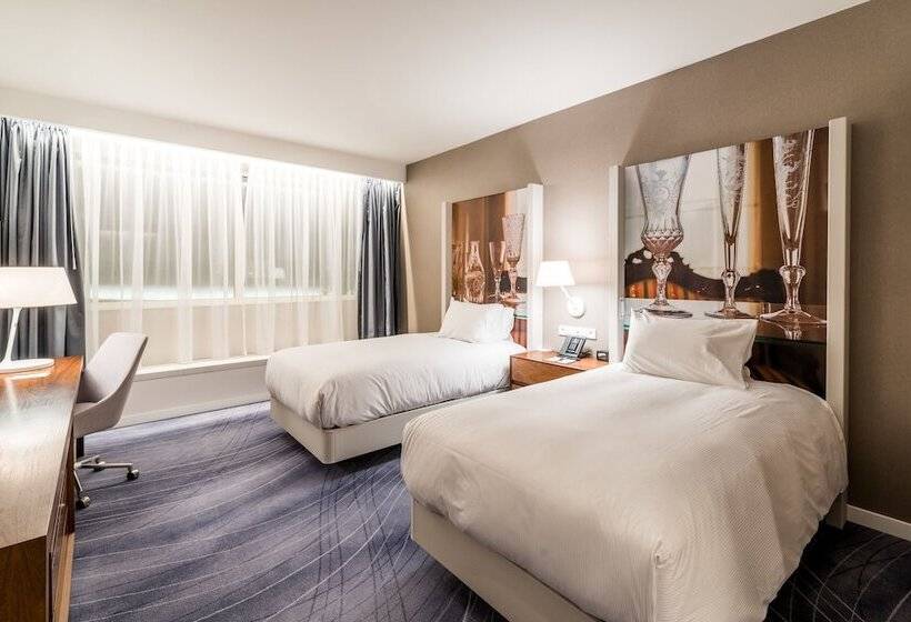 Полулюкс, Doubletree By Hilton Hotel Wroclaw