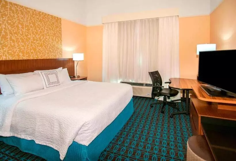 キングサイズベッドのスタンダードルーム, Fairfield Inn & Suites By Marriott San Antonio Brooks City Base