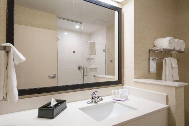 غرفة قياسية سرير كينج, Fairfield Inn & Suites By Marriott San Antonio Brooks City Base