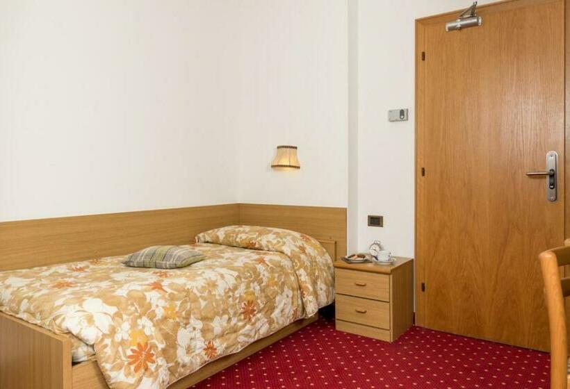 单人经济间, Garni Lastei