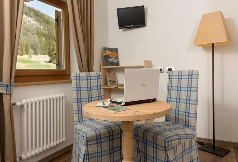 四人豪华间, Garni Lastei