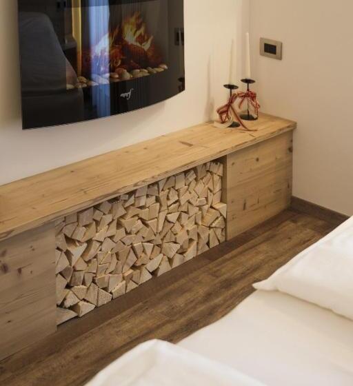 带阳台的豪华间, Garni Lastei