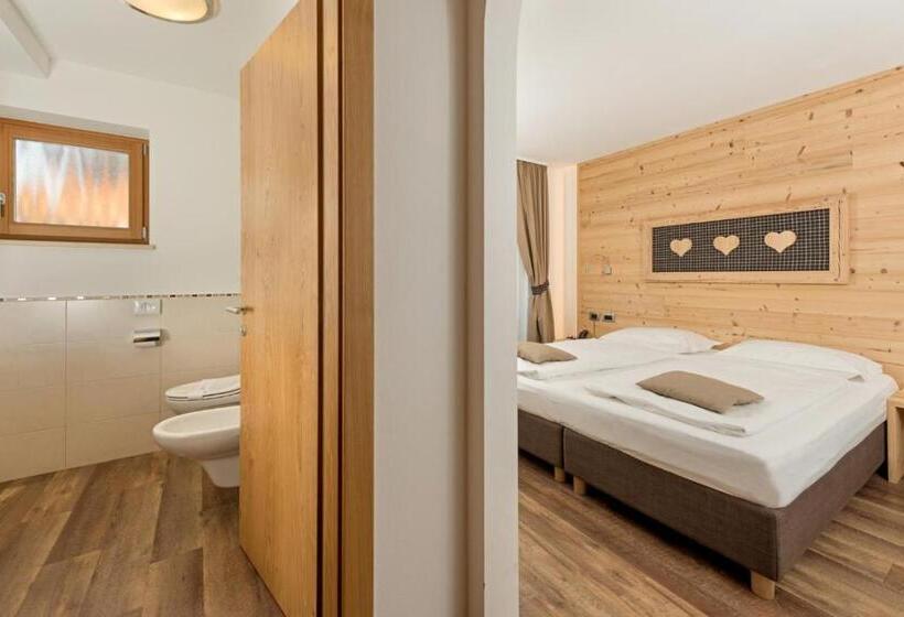 带阳台的豪华间, Garni Lastei