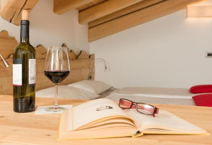 标准间, Garni Lastei