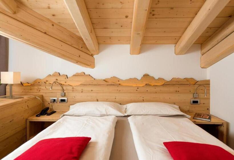 标准间, Garni Lastei