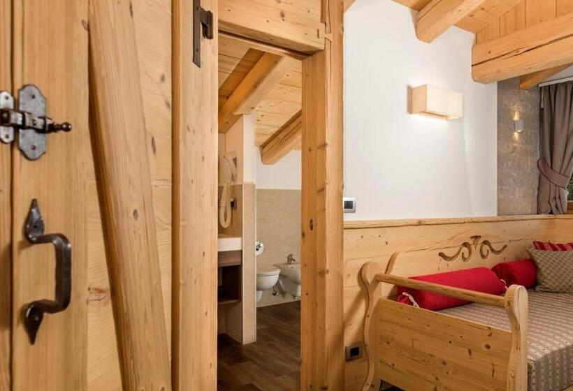 带大床的豪华间, Garni Lastei