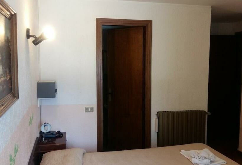 标准间, Il Rondanino Hotel Ristorante