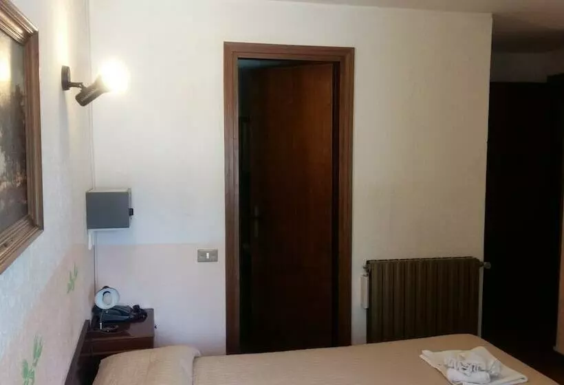 スタンダードルーム, Il Rondanino Hotel Ristorante