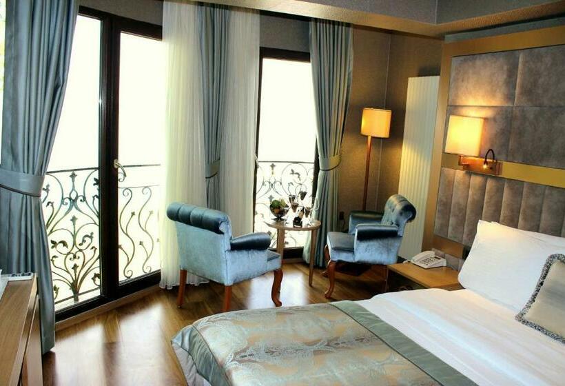 اتاق استاندارد با چشمانداز دریاچه, Lale