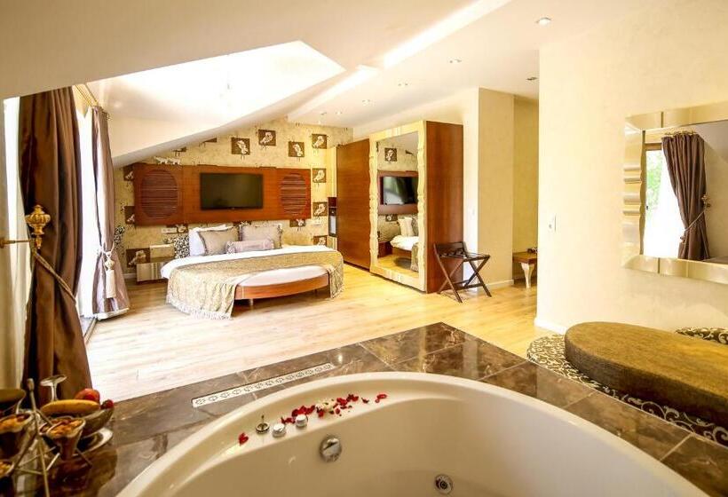 سوییت اجرایی, Lale