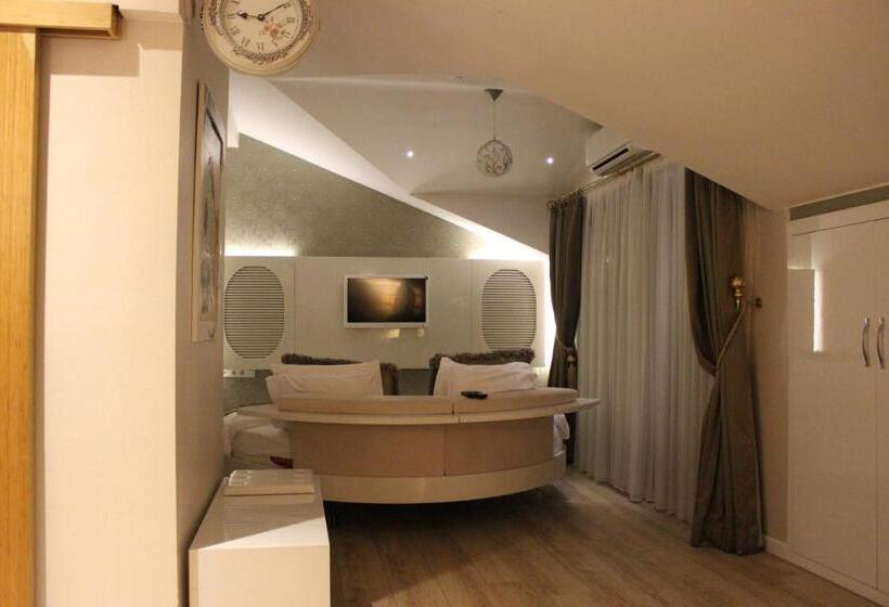 سوئیت پرزیدنت, Lale