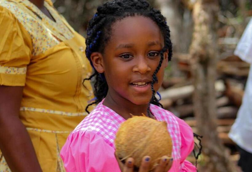חדר סטנדרט לשלושה עם נוף לגינה, Palmento Grove Garifuna Eco Cultural & Healing Institute