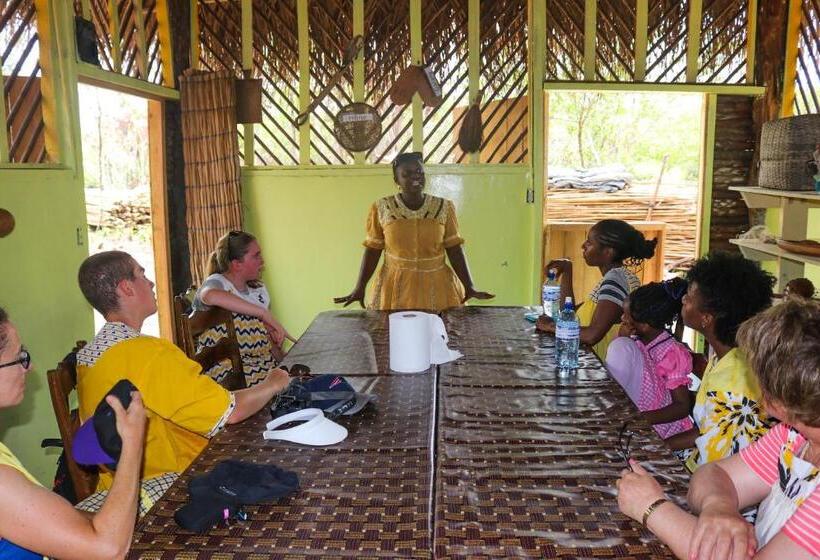 חדר סטנדרט לשלושה עם נוף לגינה, Palmento Grove Garifuna Eco Cultural & Healing Institute