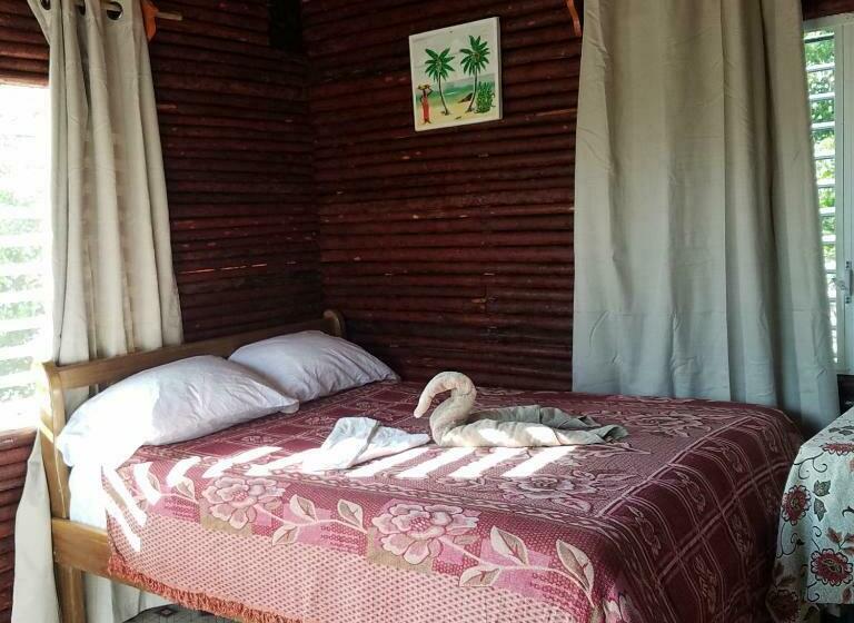 חדר סטנדרט לשלושה עם נוף לגינה, Palmento Grove Garifuna Eco Cultural & Healing Institute