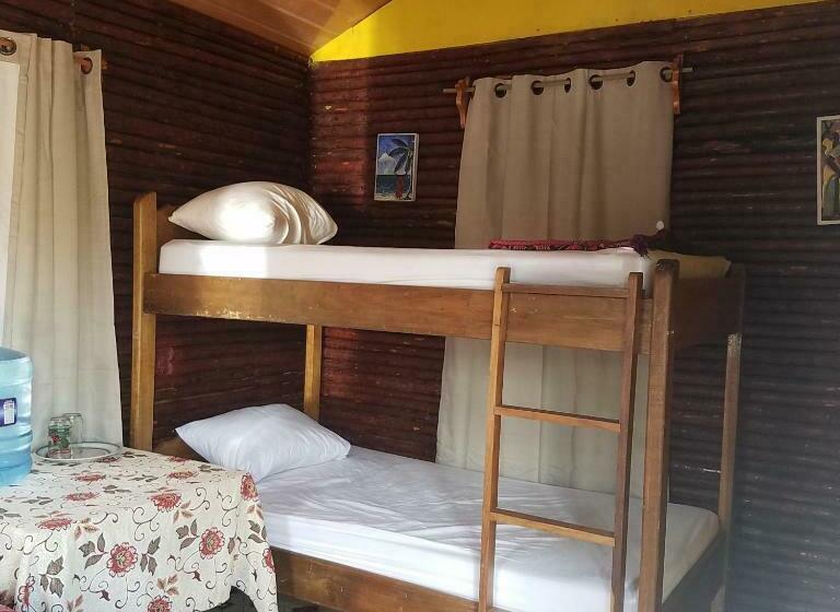 חדר סטנדרט לשלושה עם נוף לגינה, Palmento Grove Garifuna Eco Cultural & Healing Institute