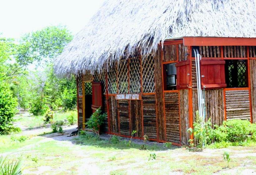 חדר סטנדרט לשלושה עם נוף לגינה, Palmento Grove Garifuna Eco Cultural & Healing Institute