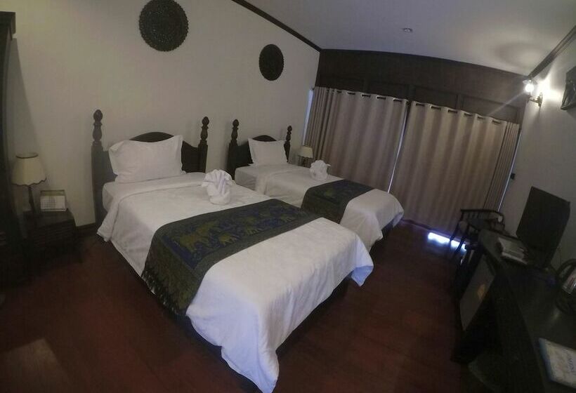 スーペリアールーム, Phubachiang Golf & Resort Pakse