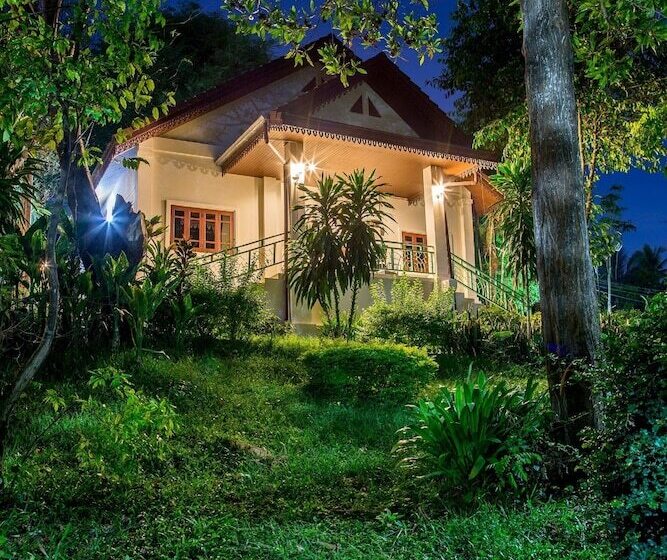 スタンダードルーム, Phubachiang Golf & Resort Pakse