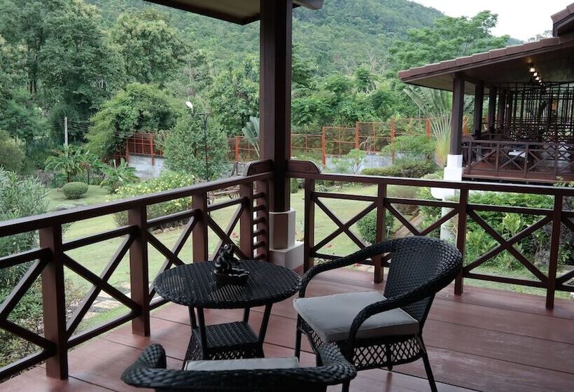 スーペリアールーム, Phubachiang Golf & Resort Pakse