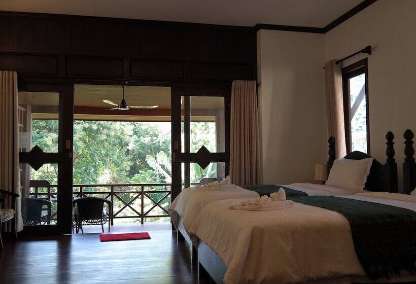 スーペリアールーム, Phubachiang Golf & Resort Pakse