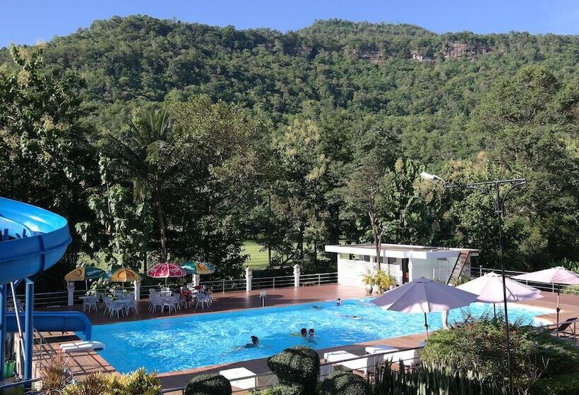 デラックストリプルルーム, Phubachiang Golf & Resort Pakse