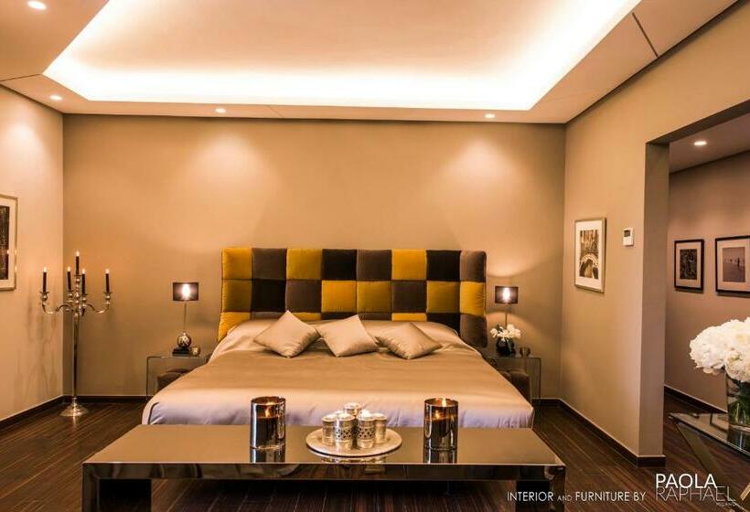 Люкс, Royal Tulip Achrafieh