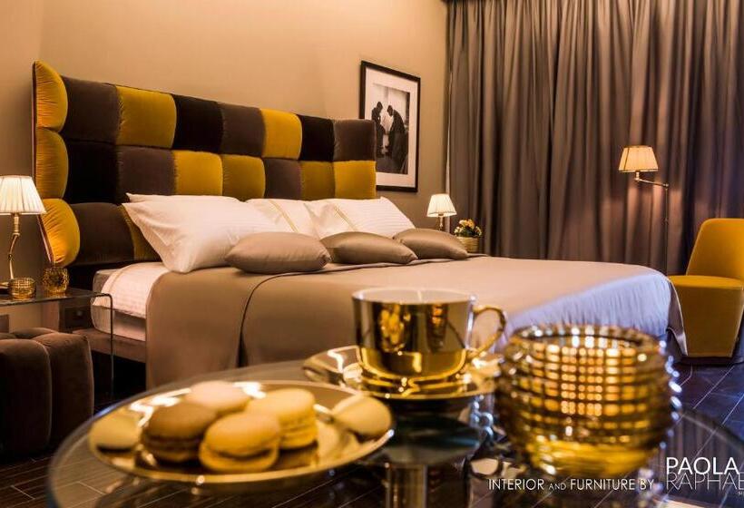 Люкс, Royal Tulip Achrafieh