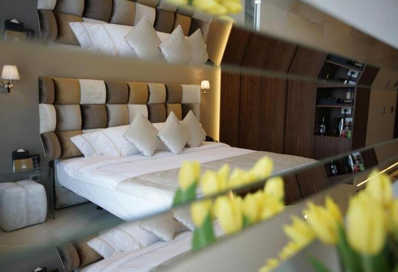 Номер Executive Кровать Кинг, Royal Tulip Achrafieh