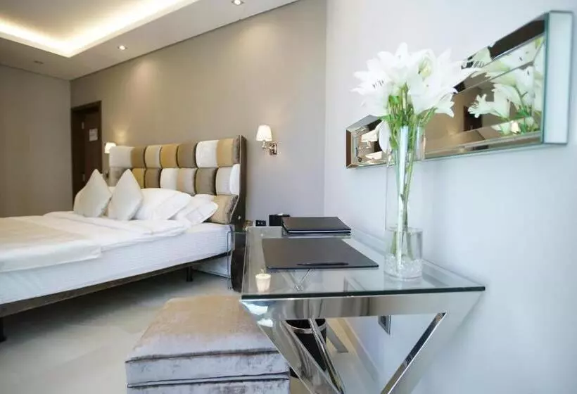 Executive Room King Size Bed