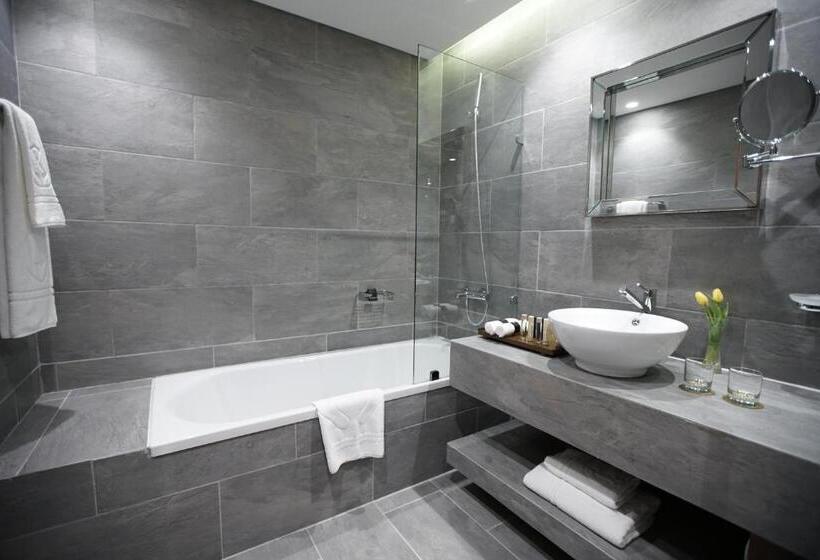 Номер Executive Кровать Кинг, Royal Tulip Achrafieh