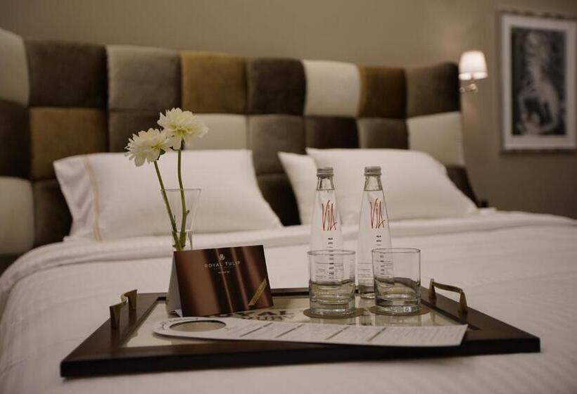 Номер Executive Кровать Кинг, Royal Tulip Achrafieh