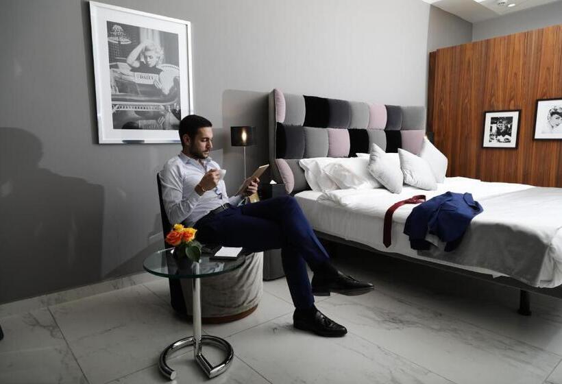 Номер Executive Кровать Кинг, Royal Tulip Achrafieh