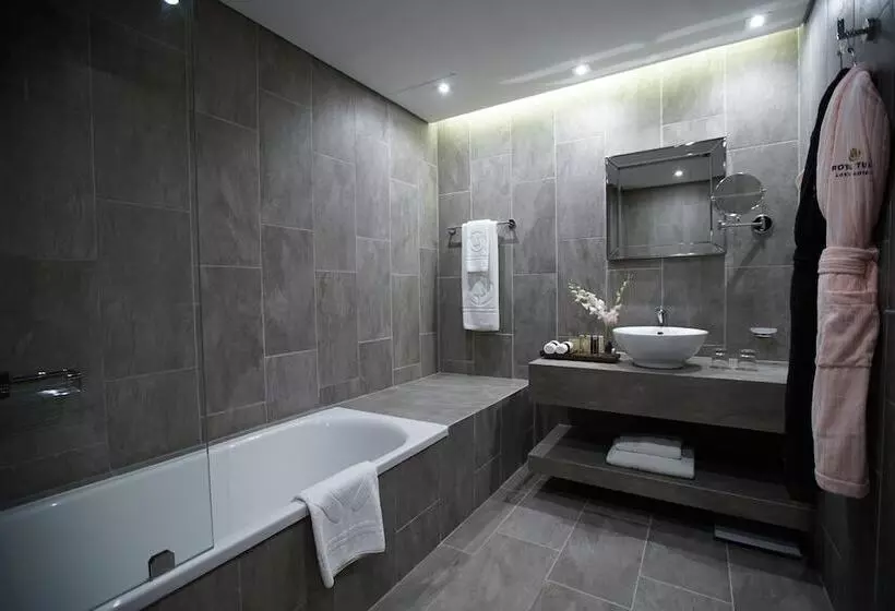 اتاق لوکس, Royal Tulip Achrafieh