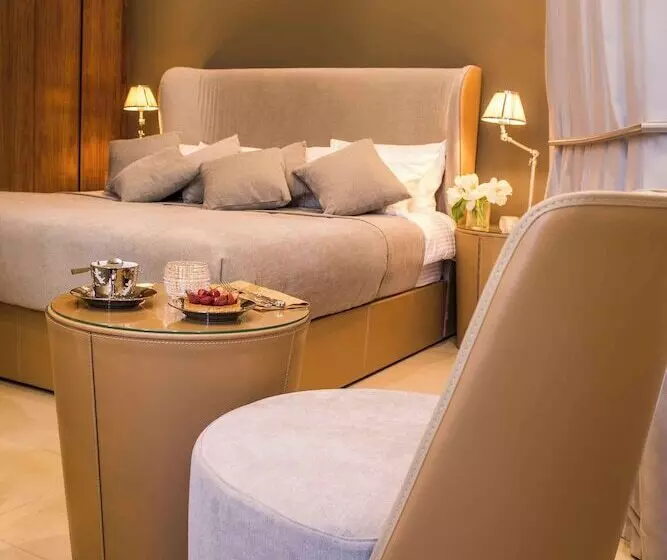 اتاق لوکس, Royal Tulip Achrafieh