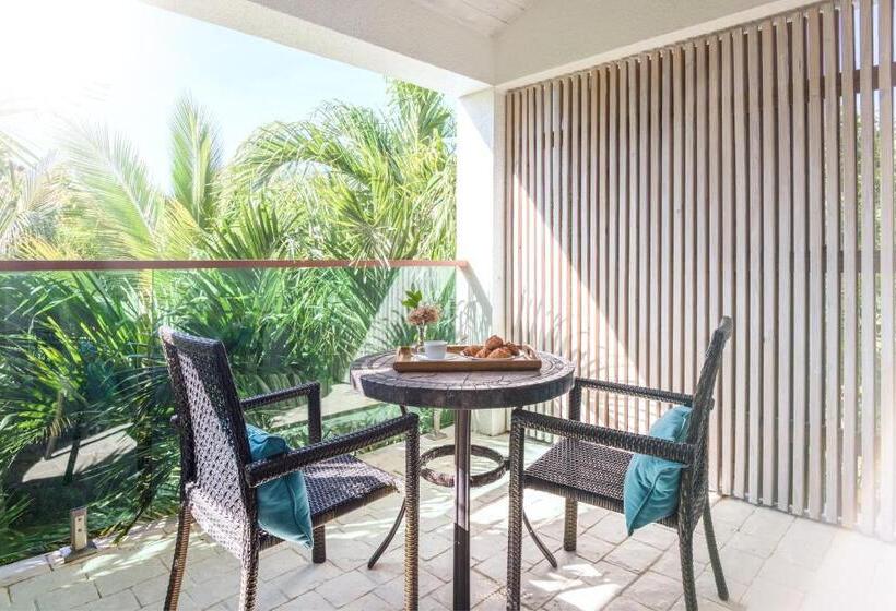 آپارتمان 2 خوابه, The Oasis At Grace Bay