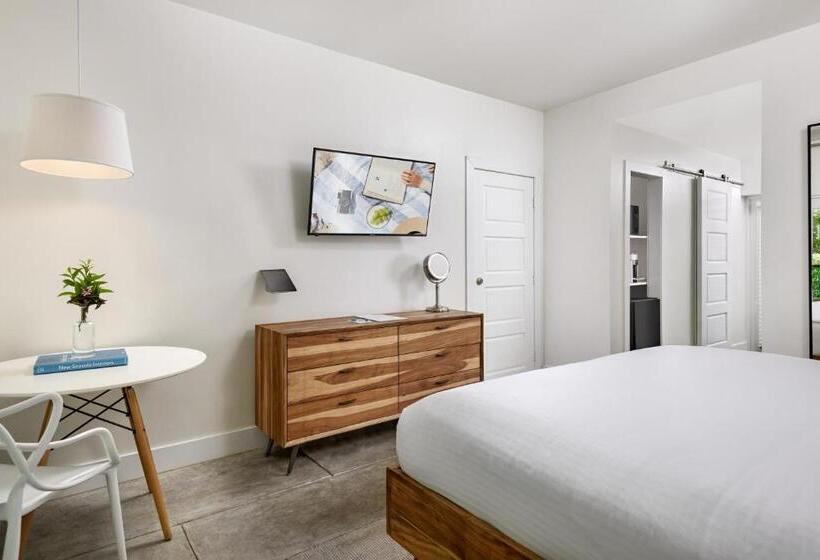 استودیو استاندارد با تخت کینگ, The Oasis At Grace Bay