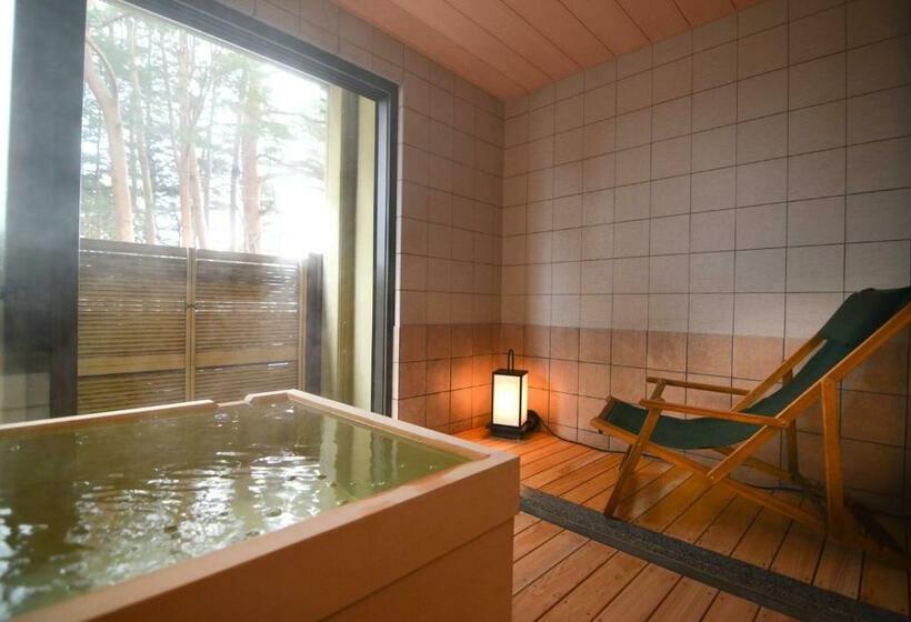 غرفة ديلوكس, Yamabuki