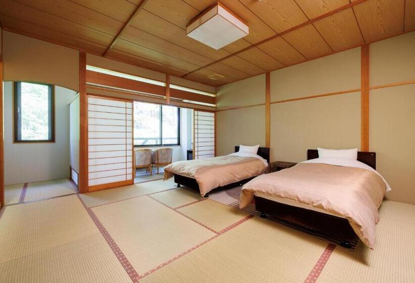 غرفة سوبيريور, Yamabuki