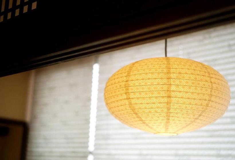 غرفة قياسية رباعية, Yamabuki