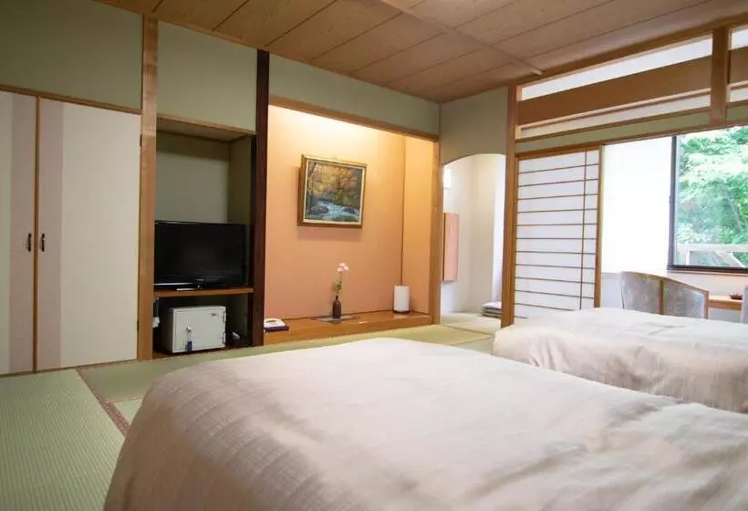 Superior-huone, Yamabuki